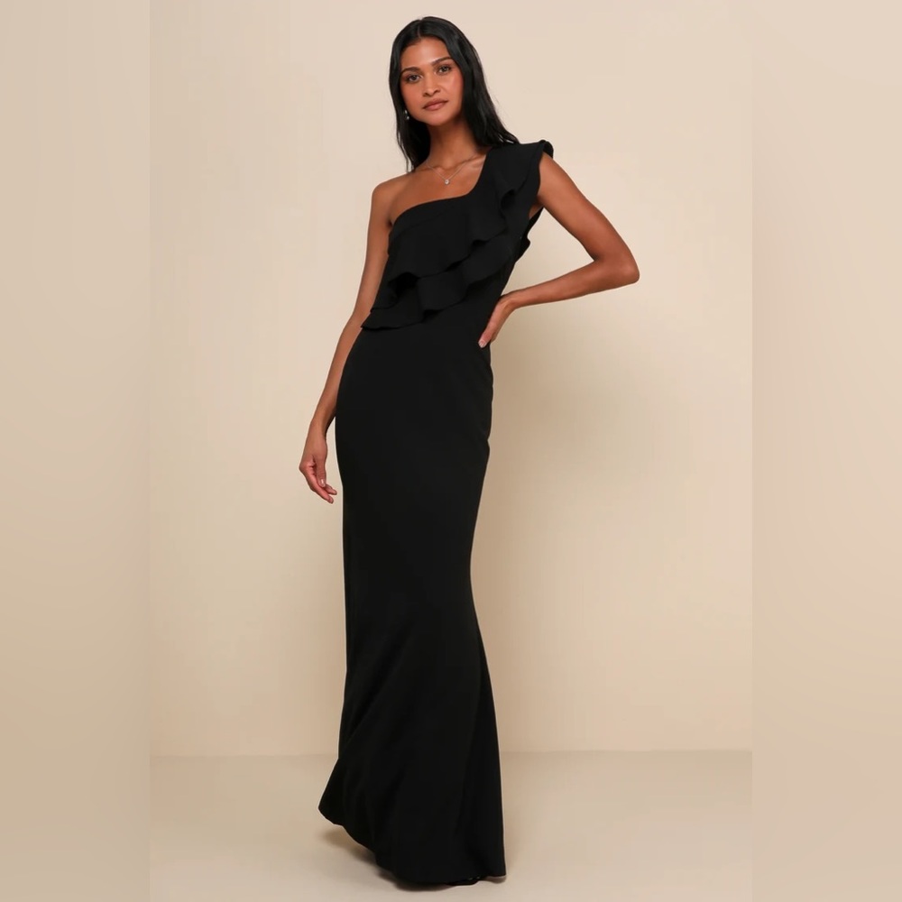Lulus Grand Beauty Black Ruffled One-Shoulder Mermaid Maxi Dress M